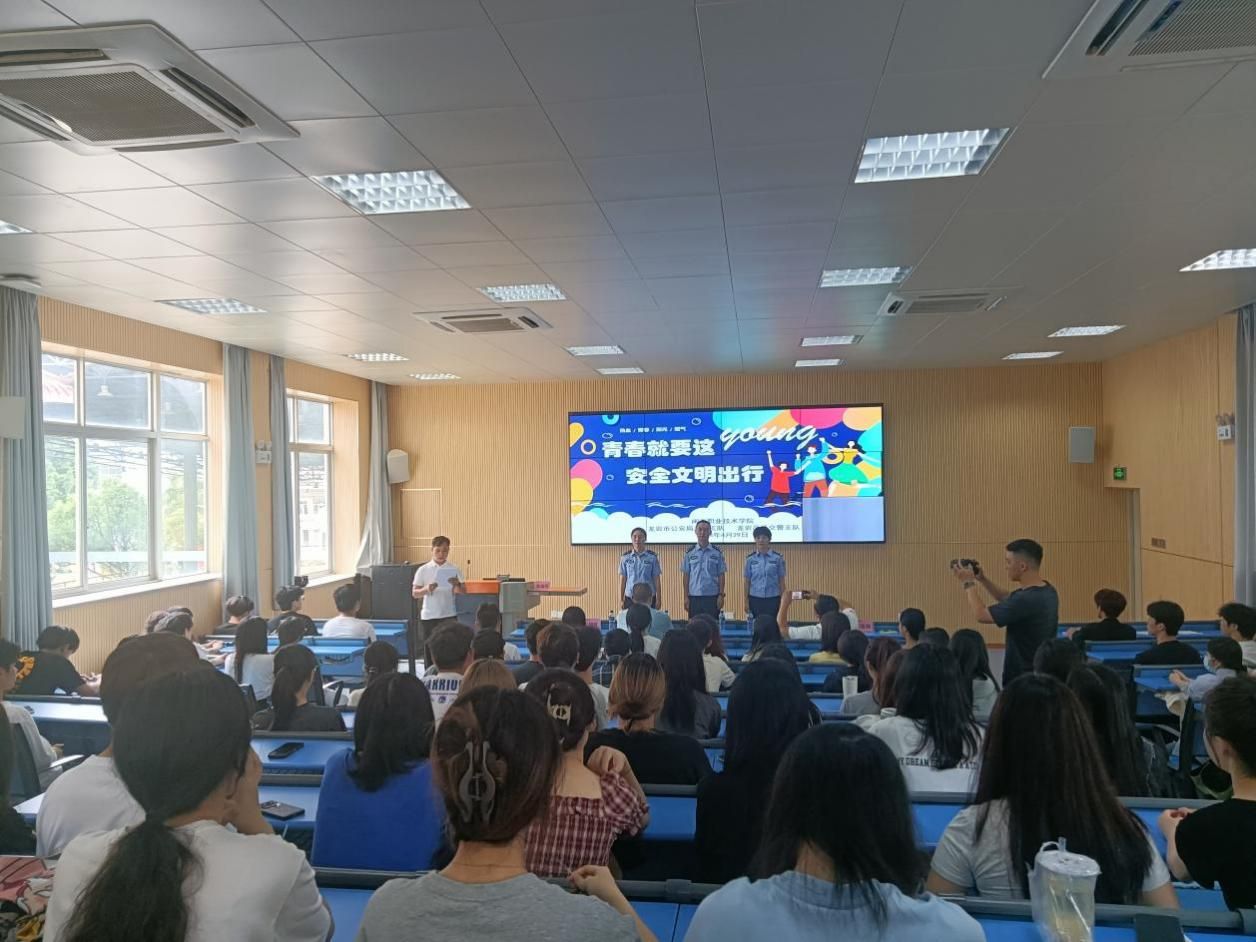 338464b73ac8a09ba3cfb45458a5c01