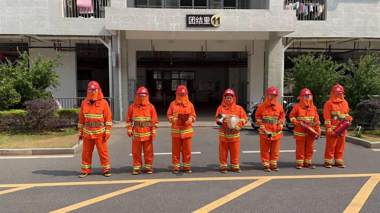 f98cc11b83722be77e5e64ddff15eab